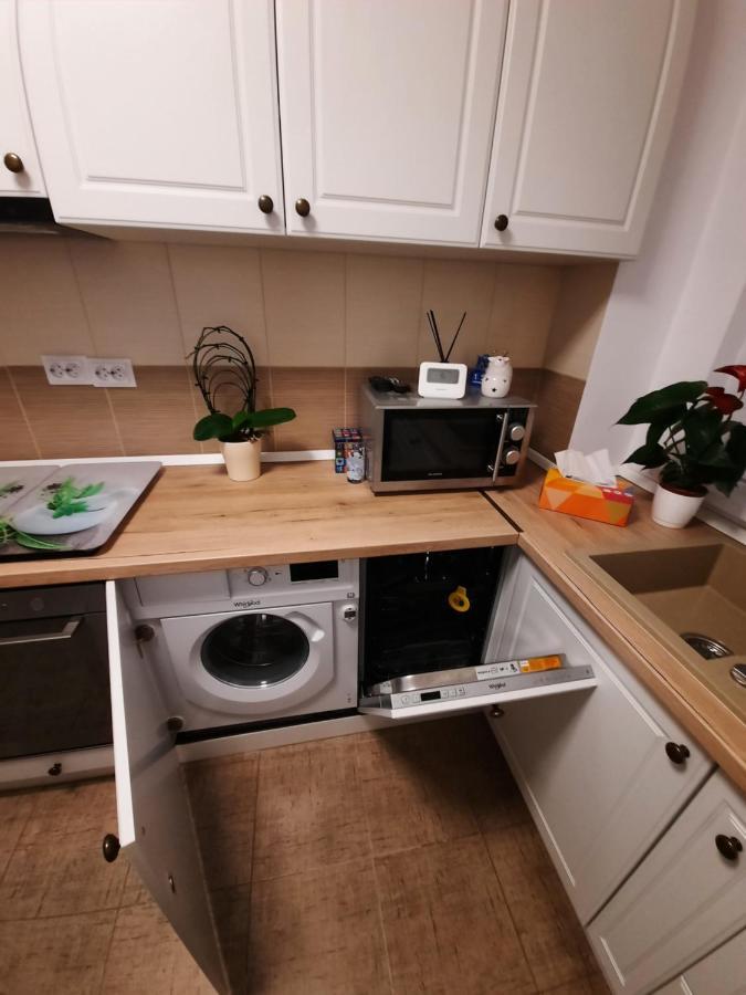 Happy Apartament Apartment Сибиу Екстериор снимка